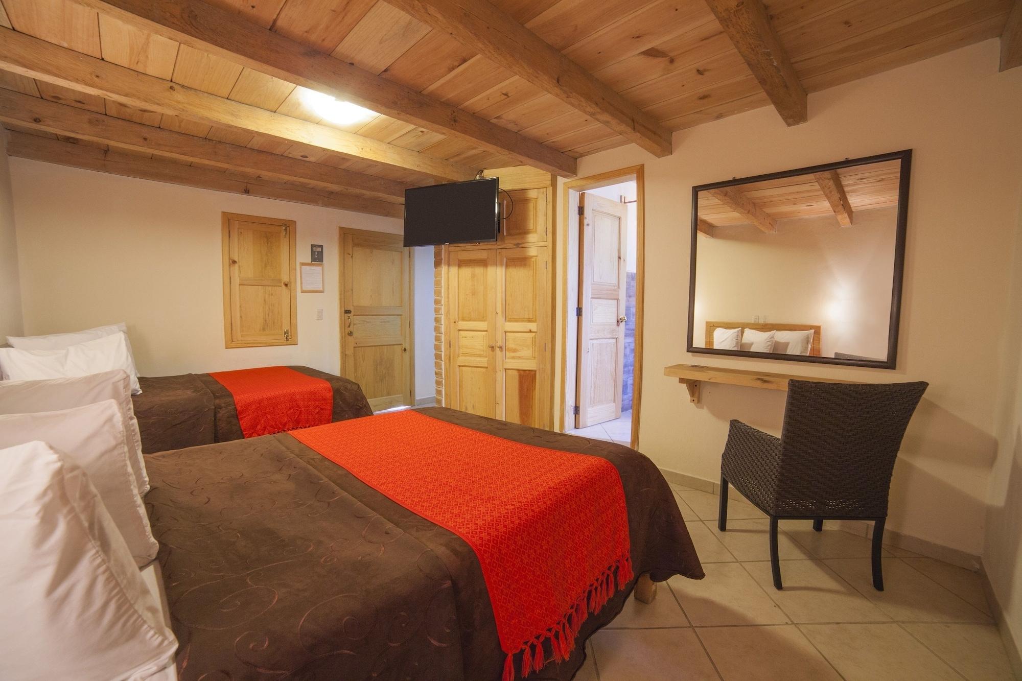 Hotel Adobe Y Teja San Cristóbal de Las Casas Extérieur photo